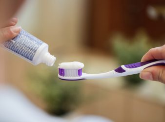 Toothpaste With Synthetic Tooth Minerals Prevents Cavities