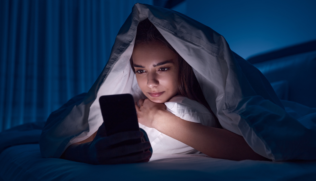 Phone addiction associated with increased insomnia risks.