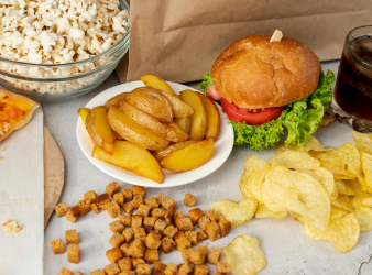 Ultra-processed Foods Linked to Higher Glaucoma Risk