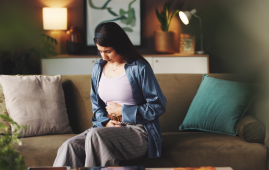Mediterranean diet, endometriosis, women’s health, reproductive health, nutrition, anti-inflammatory diet, plant-based diet, diet and disease, fertility, lifestyle interventions, diet study, clinical nutrition, pelvic pain, HCP insights, diet risk reduction