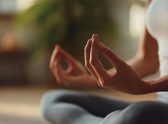 mind-body retreat, meditation research, neuroplasticity, integrative medicine, immune modulation, chronic pain management, endogenous opioids, functional MRI, metabolic flexibility, brain network connectivity, open-label placebo, stress reduction therapy, holistic healing, cytokine signaling, mystical experience