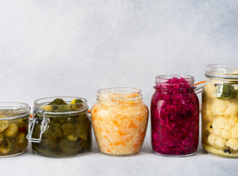 Sterilized fermented beverage, obesity pathways, type 2 diabetes, metabolic inflammation, PPARG, morin, nuciferine, MFH beverage, fermented foods, computational modeling, network pharmacology, molecular docking, MD simulation, plant-based ferments, insulin resistance