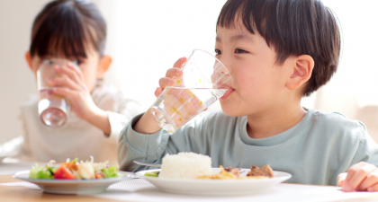 Drinking Water With Meals, Water Intake, Food Intake, Appetite, Weight Management, Nutrition Research, Eating Behavior, Obesity, Dietitian, Clinical Nutrition, Appetite Journal, Healthy Eating, Satiety, Healthcare Professionals, Medical News, nutrition research, obesity prevention, drinking water during meals, healthy eating habits, appetite study, clinical nutrition, hydration and appetite