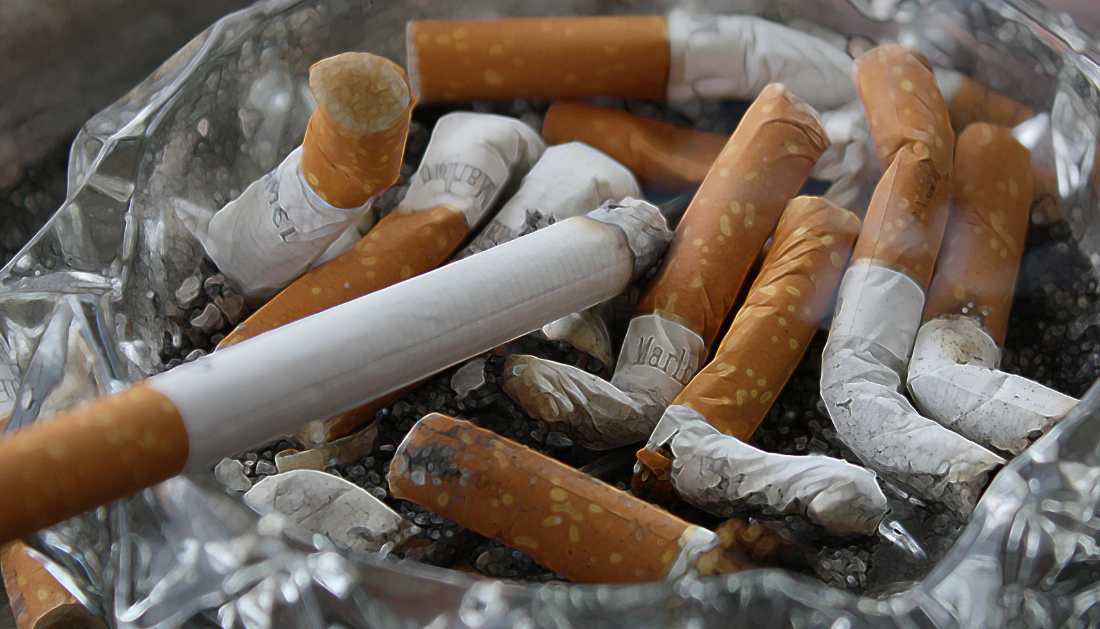 Nicotine E-Cigarettes, Smoking Cessation, Smoking Cessation Treatment, Nicotine Replacement Therapy, NRT, Vaping, E-Cigarettes, Tobacco Cessation, Tobacco Use, Nicotine Addiction, Public Health, Preventive Medicine, Behavioral Support, Cochrane Review, Healthcare Professionals, smoking cessation treatment, tobacco cessation, e-cigarette safety, regulated e-cigarettes, smoking cessation aids, behavioral support for smoking cessation, tobacco use