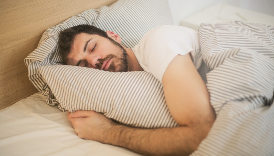Pink Noise, Brain Waste Clearance, Sleep, Cerebrospinal Fluid, CSF Flow, Slow-Wave Sleep, Brain Health, Sleep Medicine, Neurology, Neuroscience, Alzheimer’s Disease, Amyloid Beta, Tau Protein, Neurodegenerative Diseases, EEG, fMRI, Deep Sleep, Brain Waves, sleep and brain health, glymphatic system, brain waste removal, sleep medicine, Alzheimer’s disease, neurodegenerative diseases, brain health